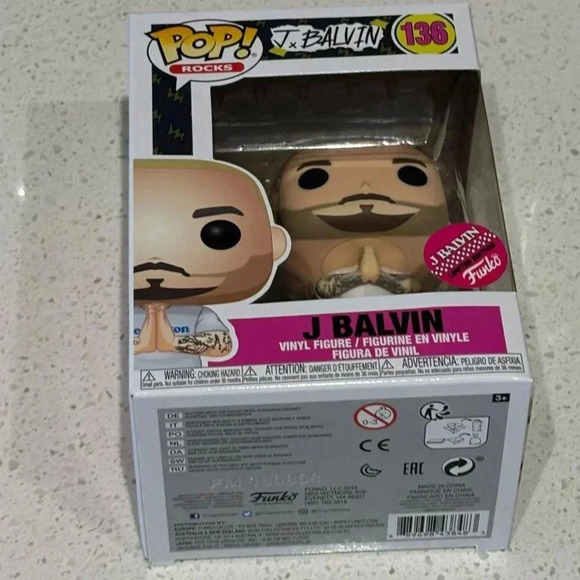 J. Balvin Kids Signed No.136 Funko Pop Vinyl Figure Light Brown Sz 6"x5" - Picture 6 of 8